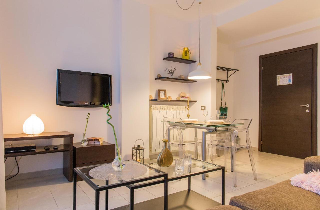 One Love Metropolitan Apartment Bucarest Exterior foto